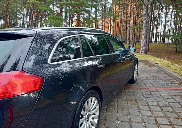 Opel Insignia cena 23500 przebieg: 220000, rok produkcji 2009 z Nowogród Bobrzański małe 37